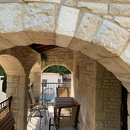 In Ruhiger Lage Διαμέρισμα Μεντουλίν